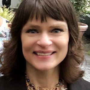 Meet your Posher, Carolyn